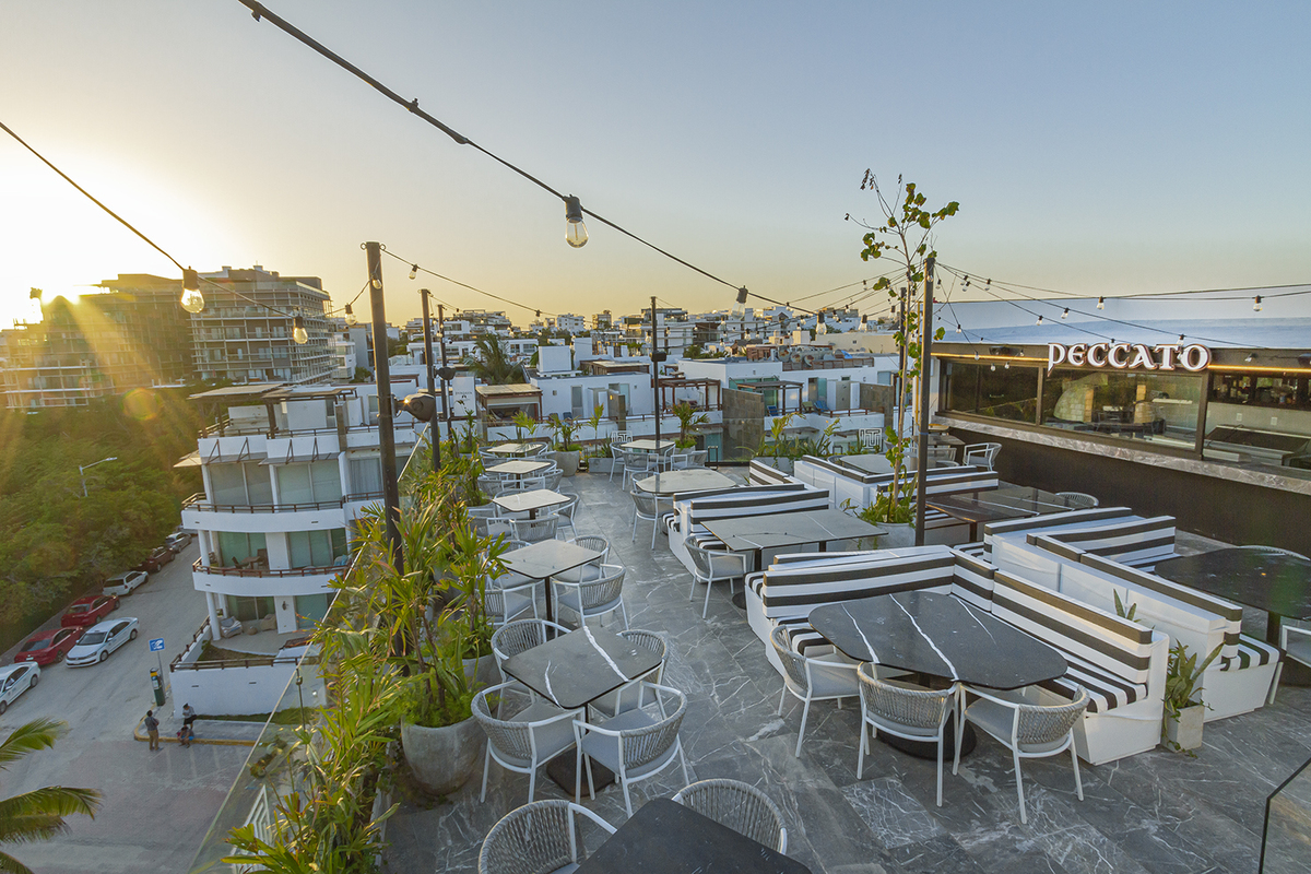 38 of 39: Rooftop Restaurant