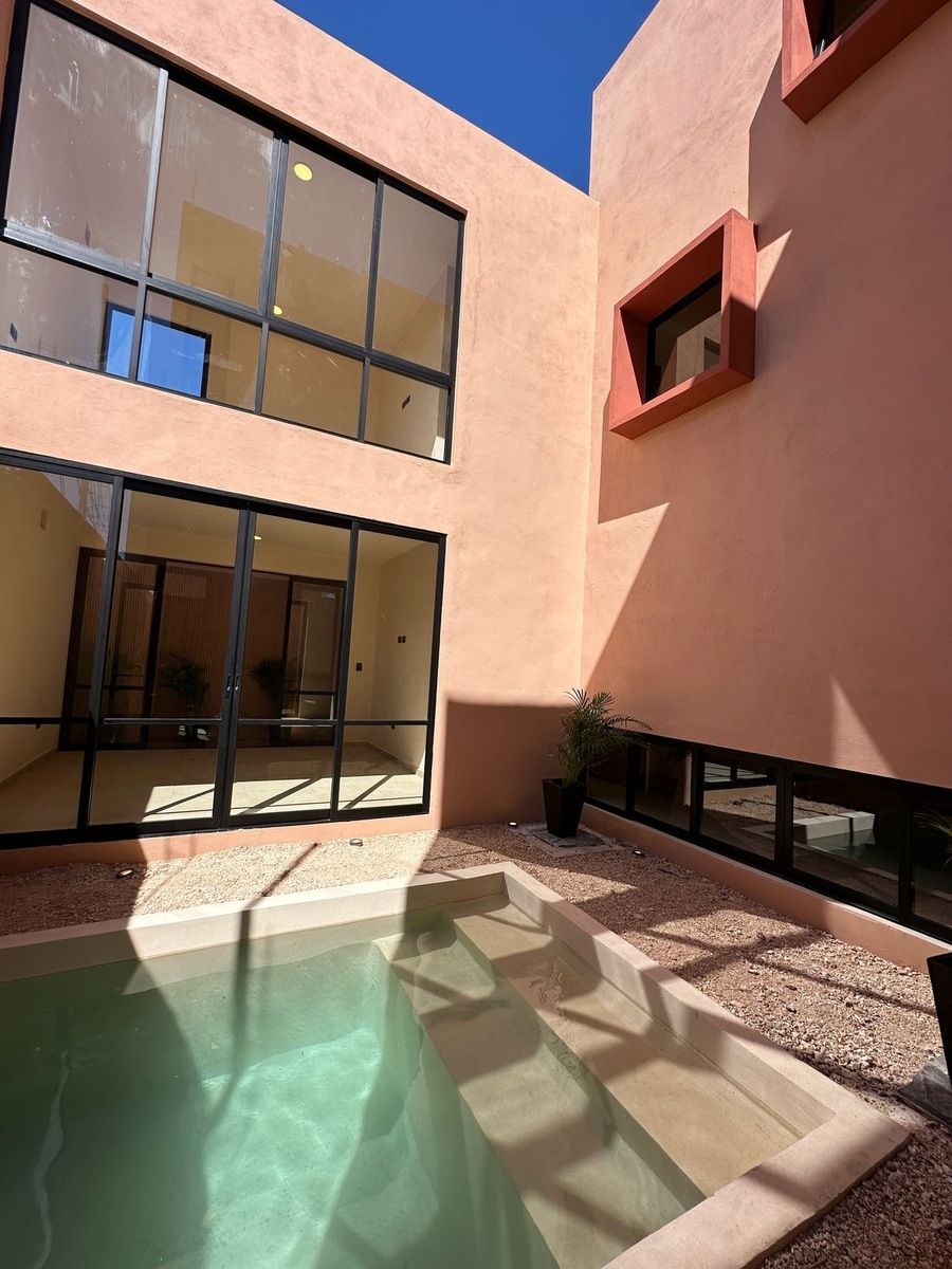 3 de 15: Casa en Venta Merida