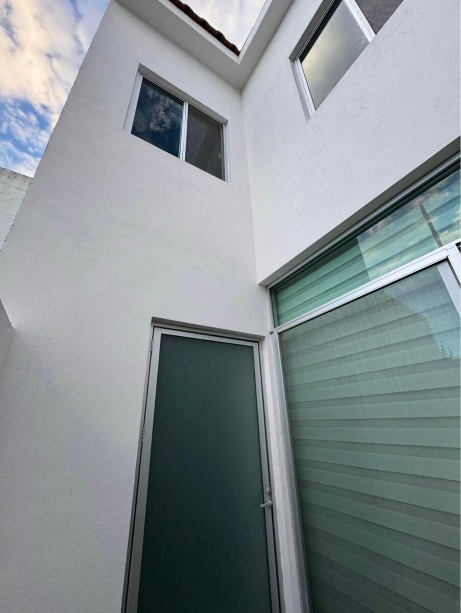 8 de 12: Cuarto de Servicio