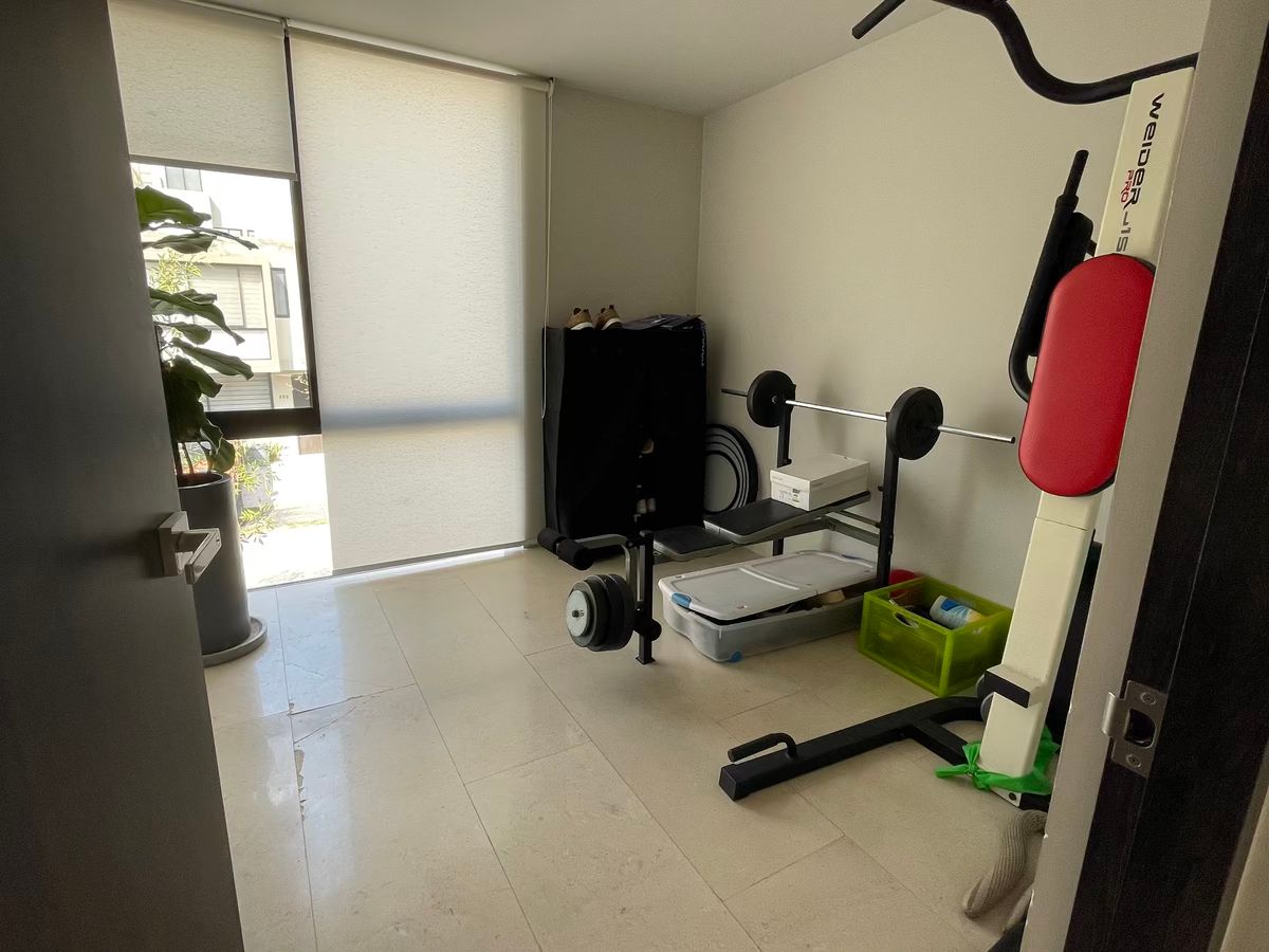 9 de 21: Recamara Secundaria