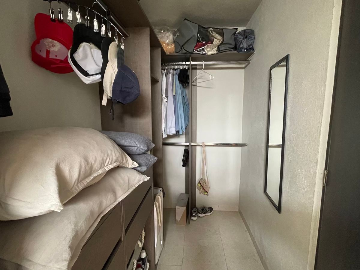 15 de 21: Vestidor Recamara Principal