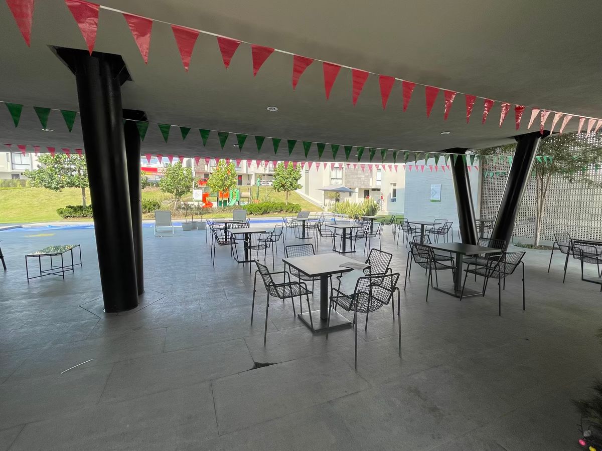 17 de 21: Area convivio Casa Club