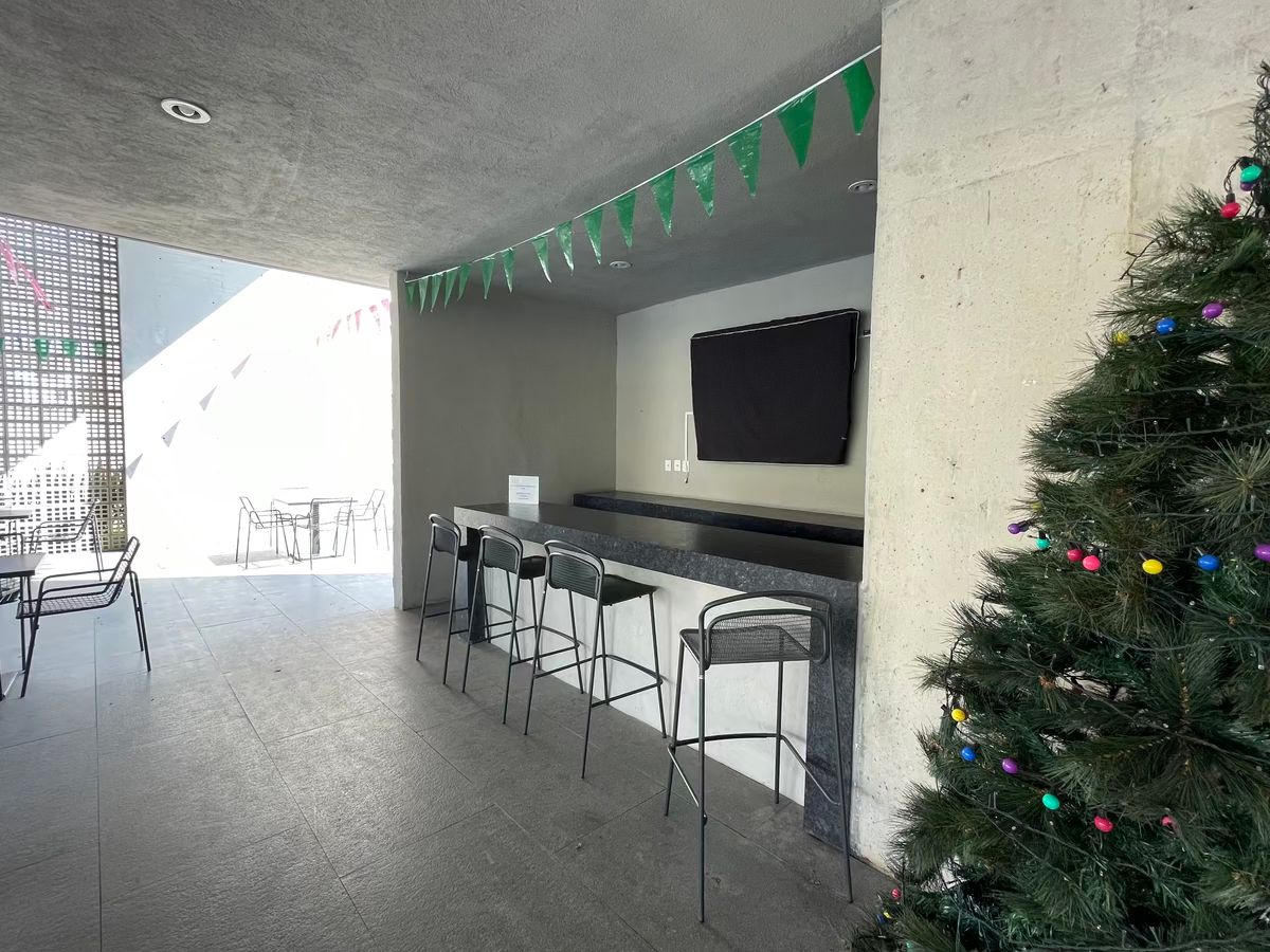 19 de 21: Barra Casa Club