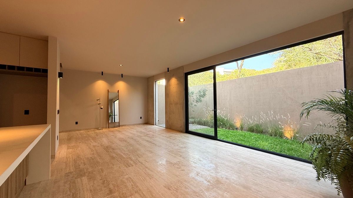 6 de 21: Sala comedor