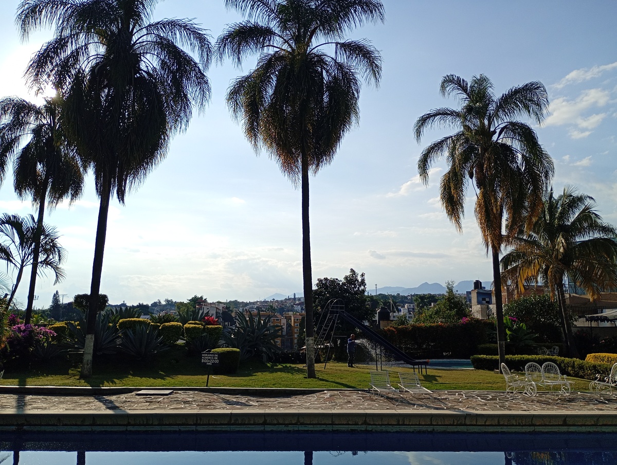 3 of 20: JARDÍNES  Y TERRAZA