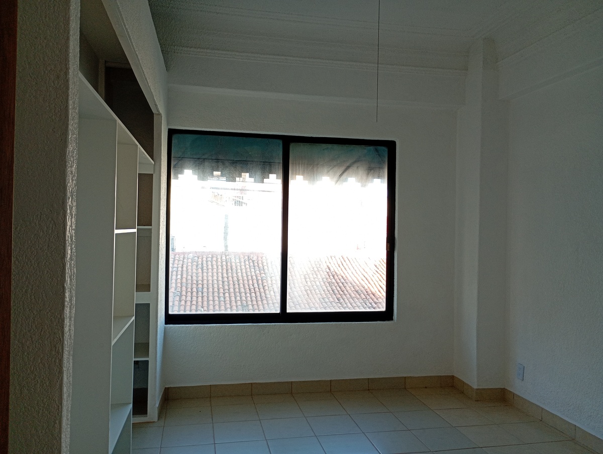 14 of 20: RECÁMARA CON CLOSET