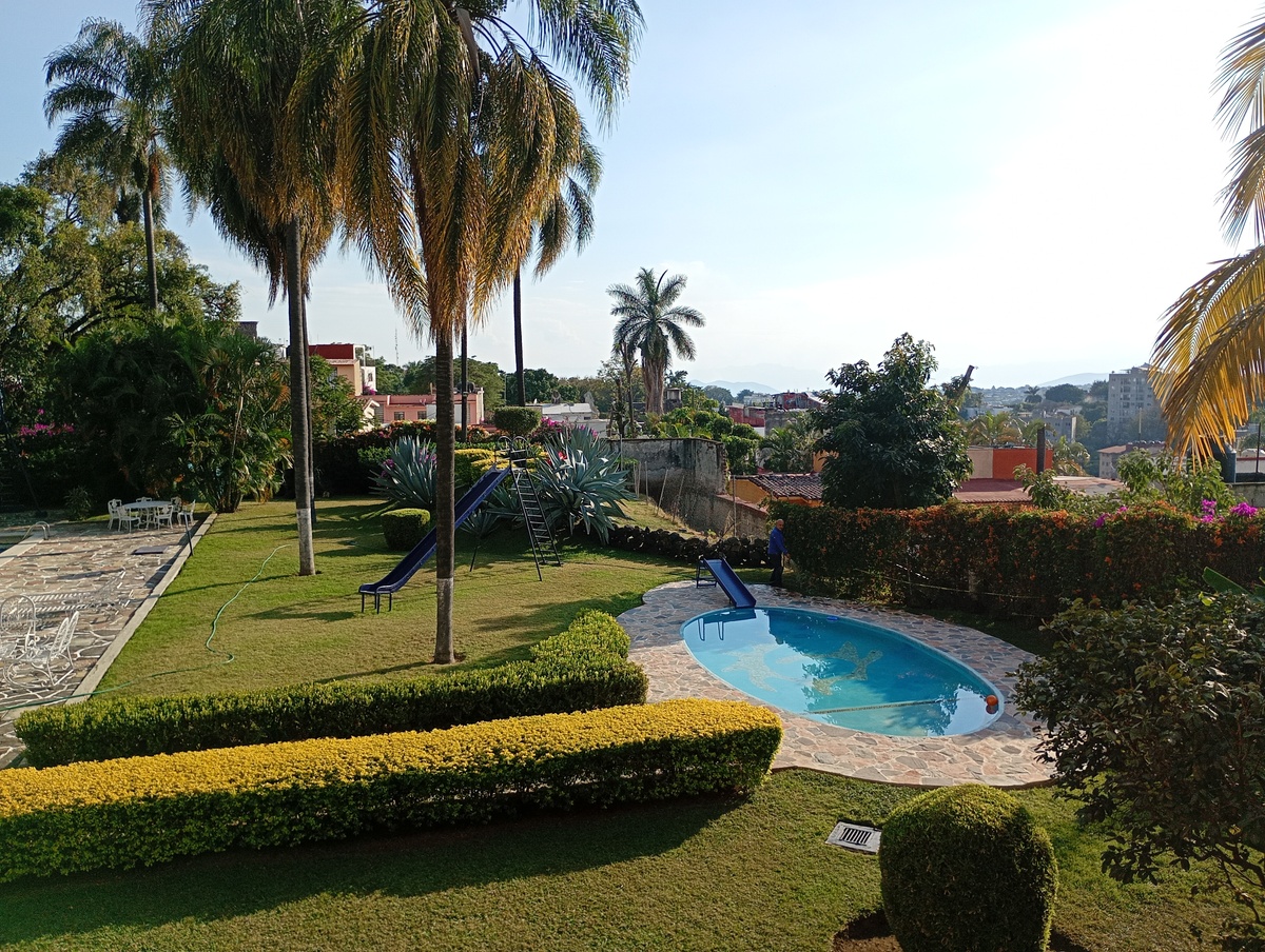 19 of 20: TERRAZA Y CHAPOTEADERO