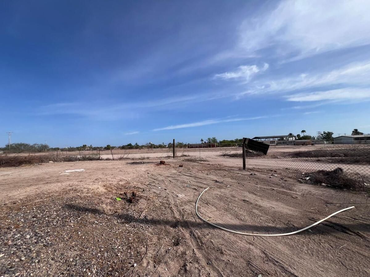 1 de 6: Amplia superficia