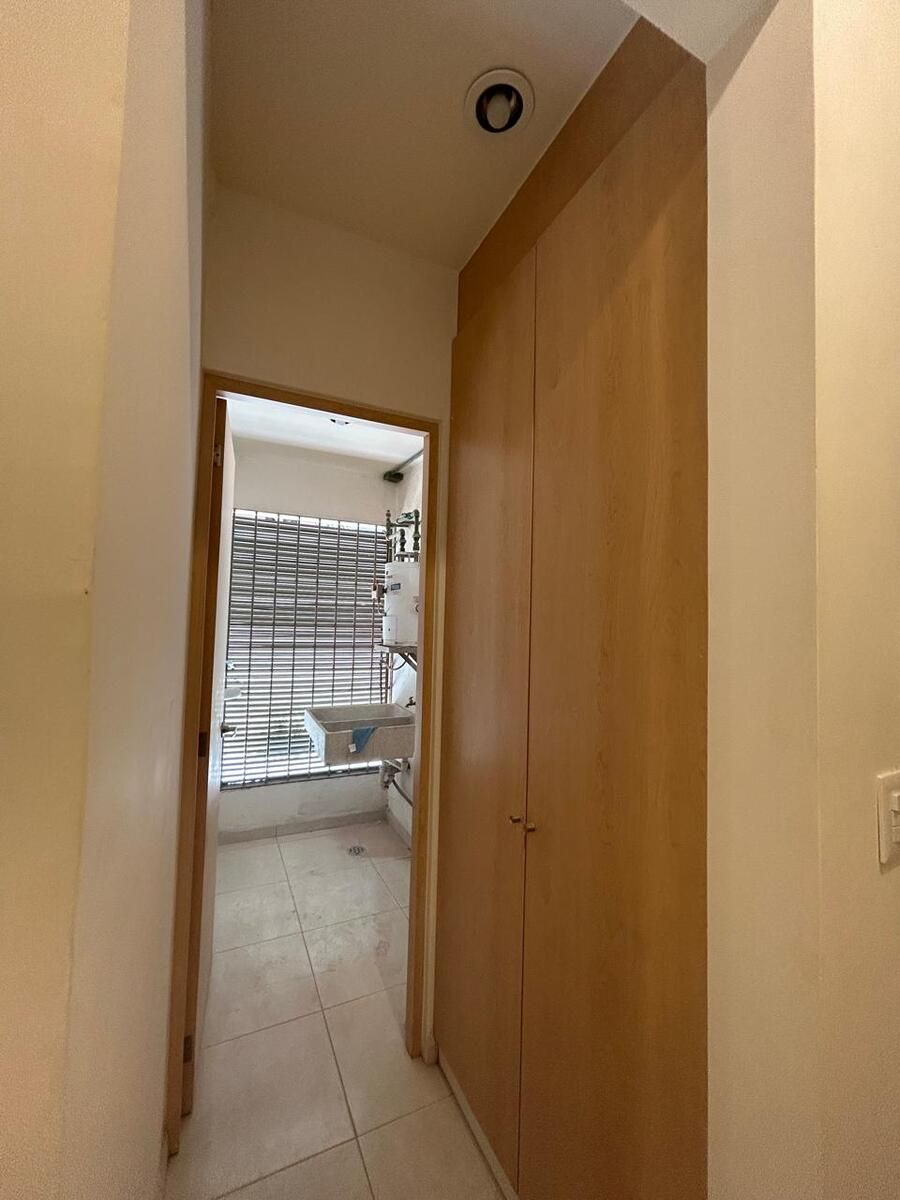 17 de 18: Despensa  a espaldas de la cocina