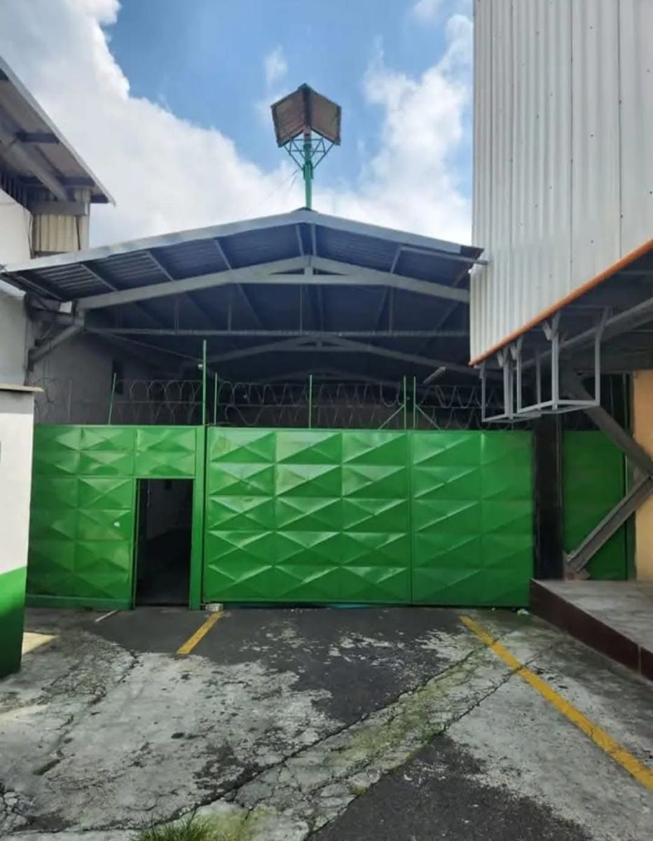 Bodega en Venta / Renta – Zona 2 Mixco - Miniatura 2