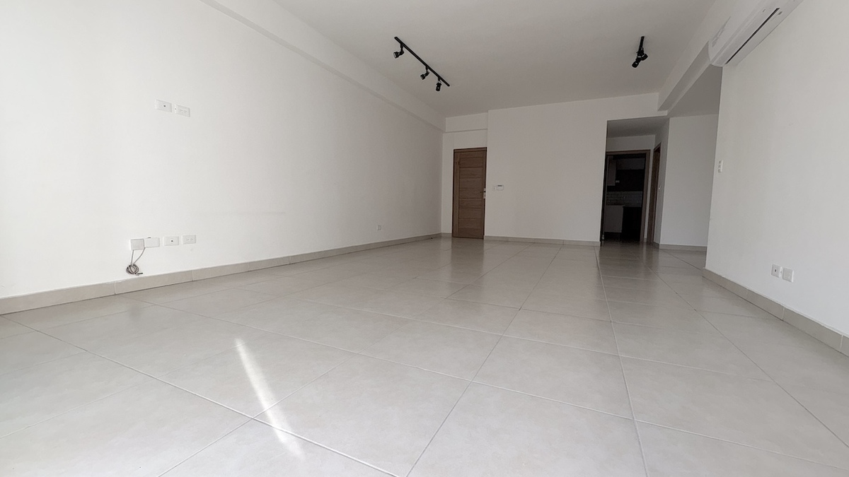 5 de 26: Salón abierto para sala y comedor