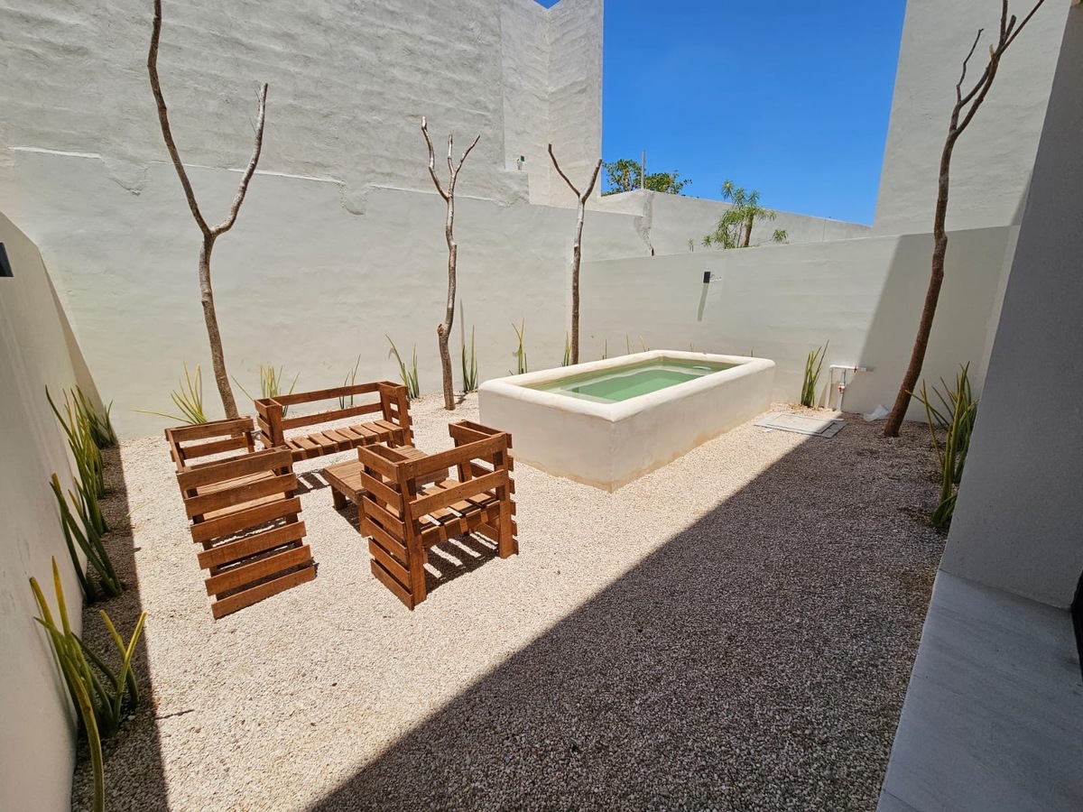 9 de 18: terraza con alberca propia