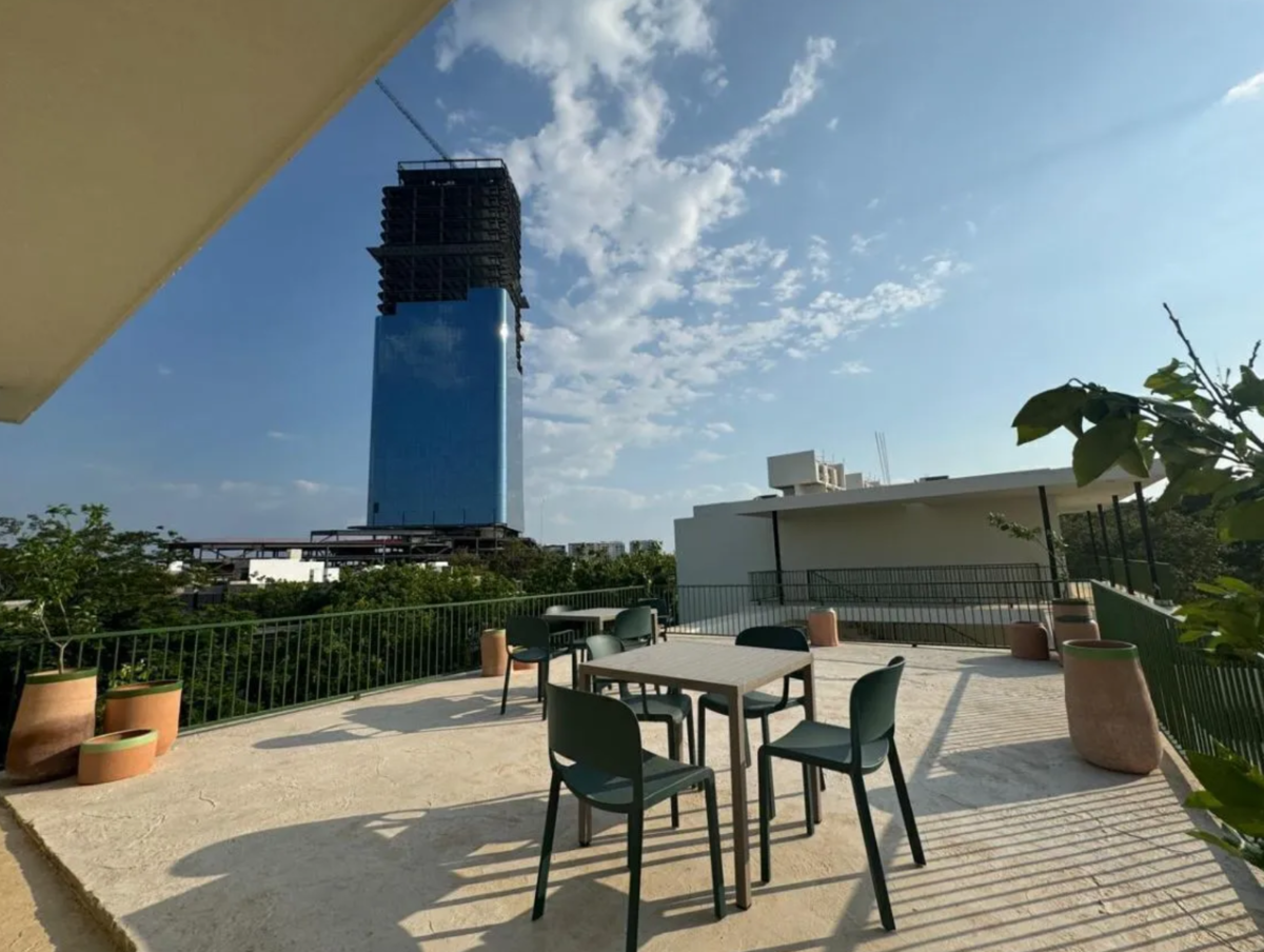 17 de 18: area común