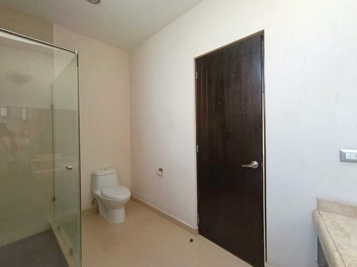 22 de 26: Baño principal