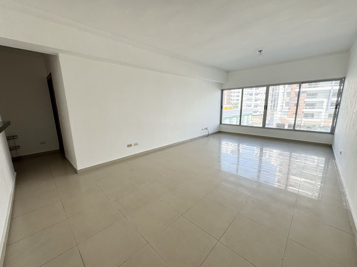 Apartamentos en Venta Ensanche Serrallés, Santo Domingo