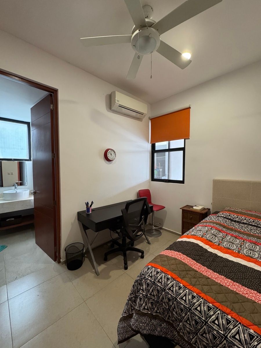 26 de 37: Cuarto de servicio