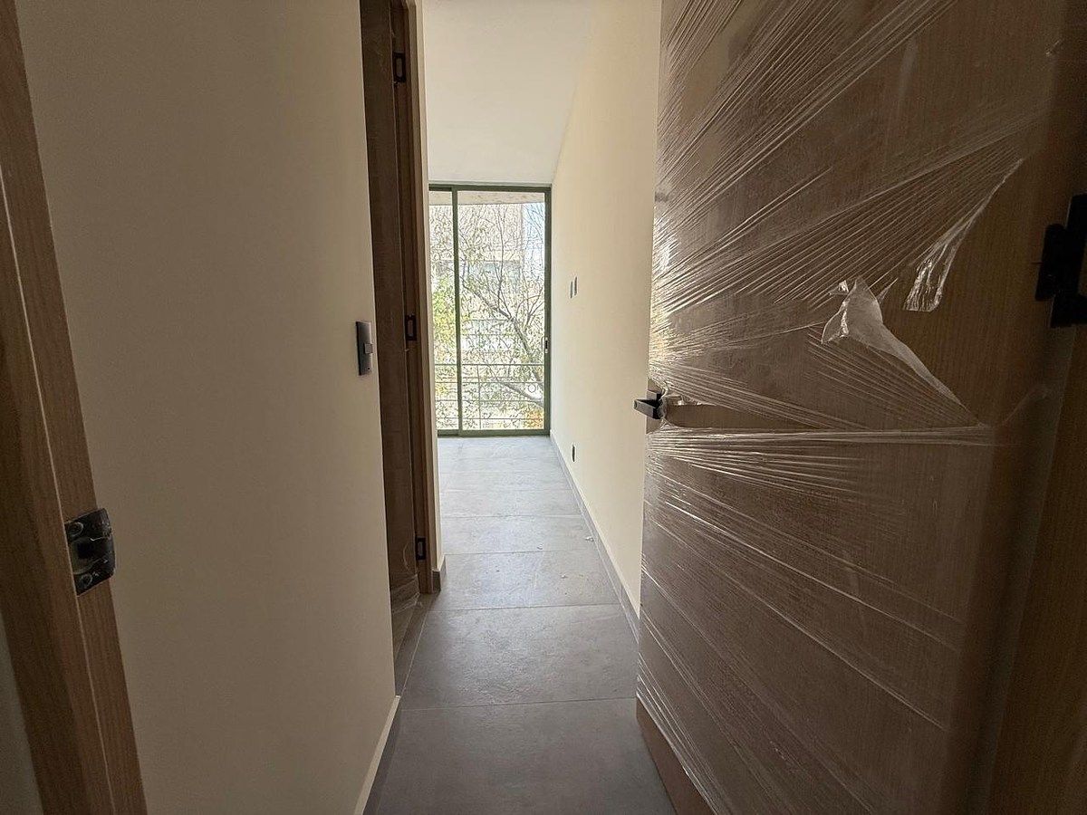 6 de 14: Entrada recámnara principal