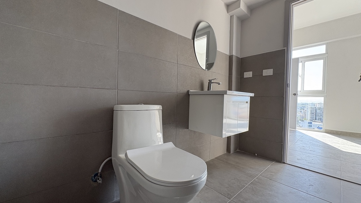 10 de 13: Baño habitación