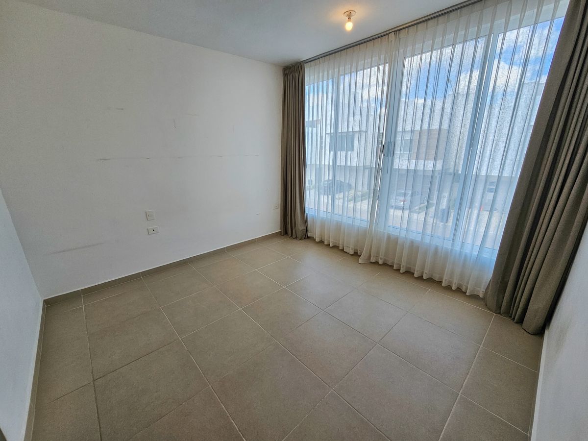 11 de 22: Recámara principal