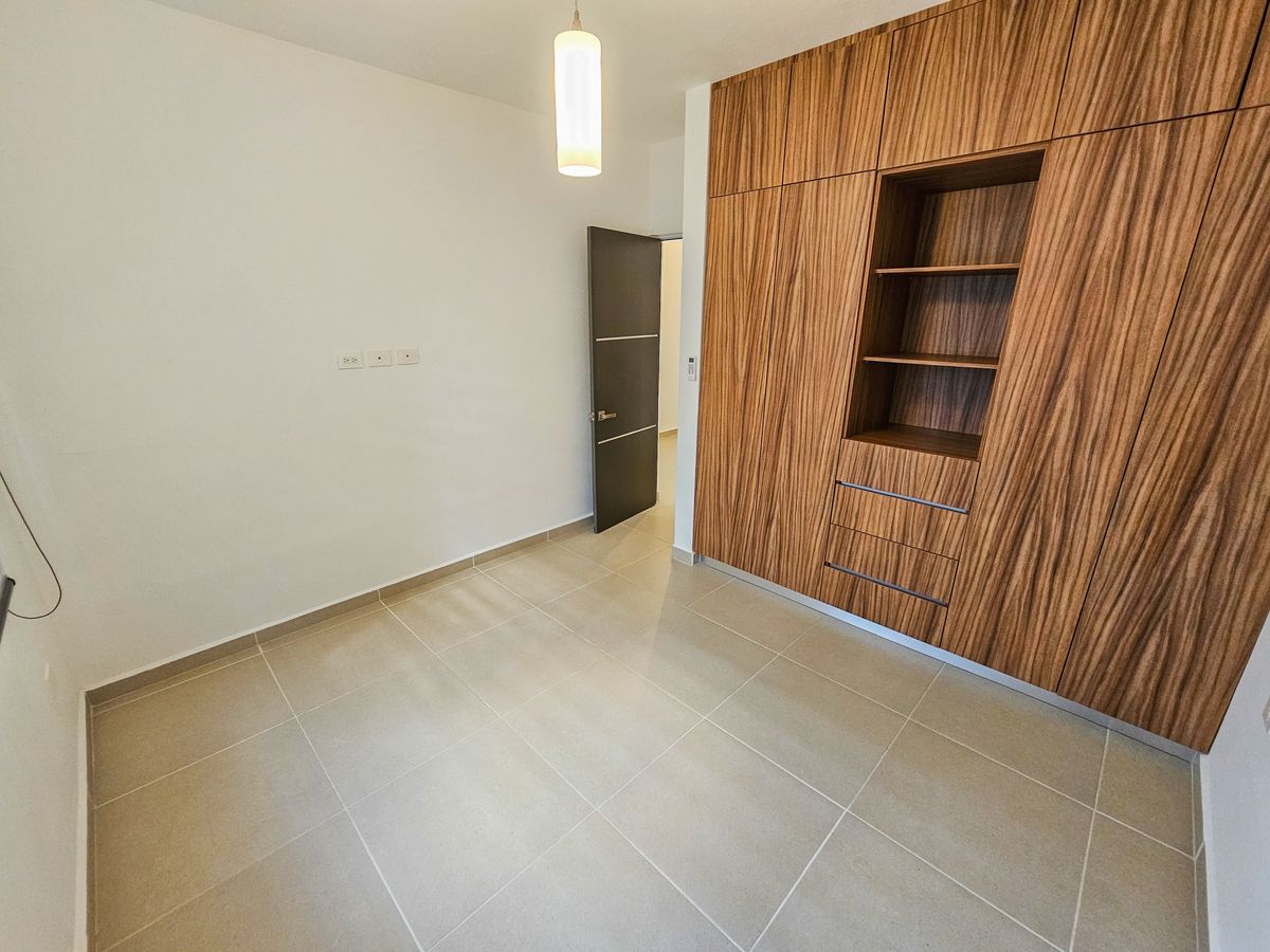 17 de 22: Recámara 2