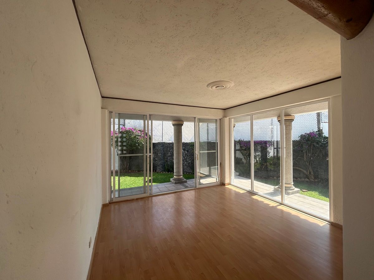 5 de 22: Comedor o 2da sala