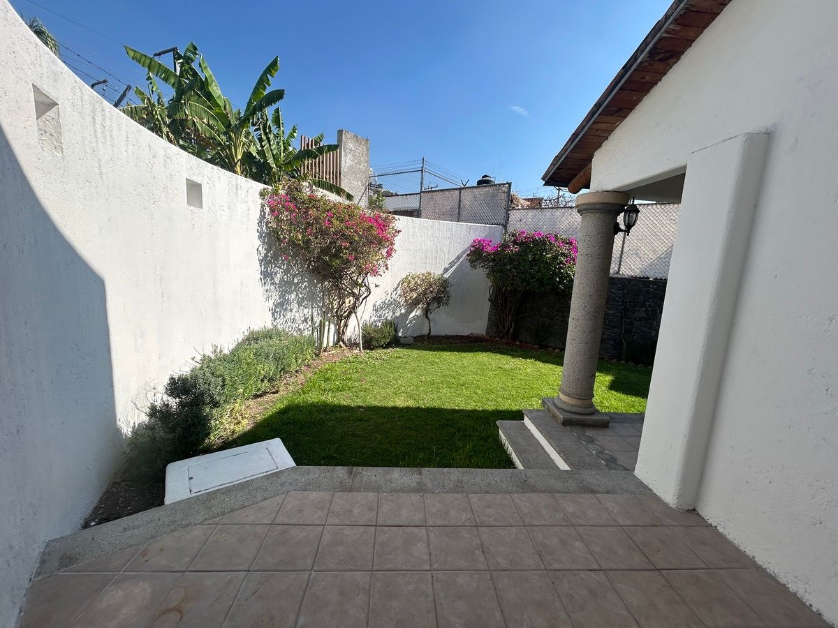 7 de 22: Terraza de antecomedor