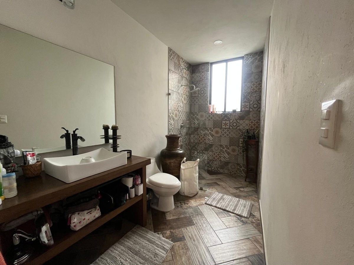 5 of 14: baño recámara secundaria