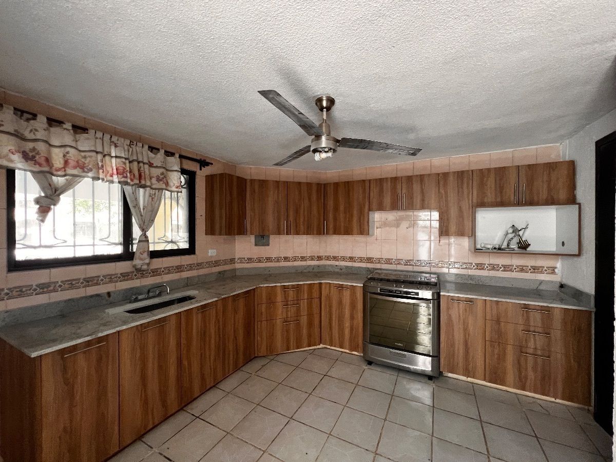 6 de 18: amplia cocina