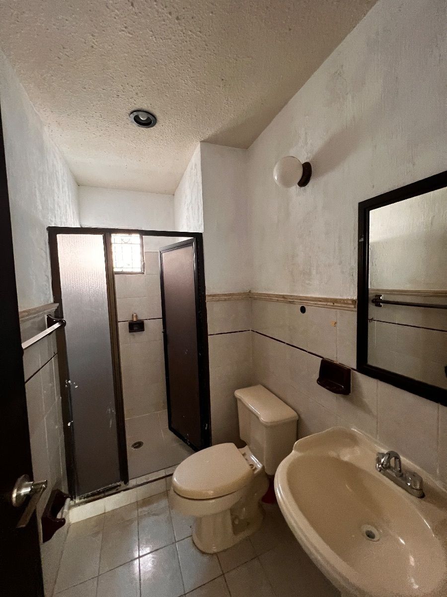 10 de 18: baño 2 planta alta