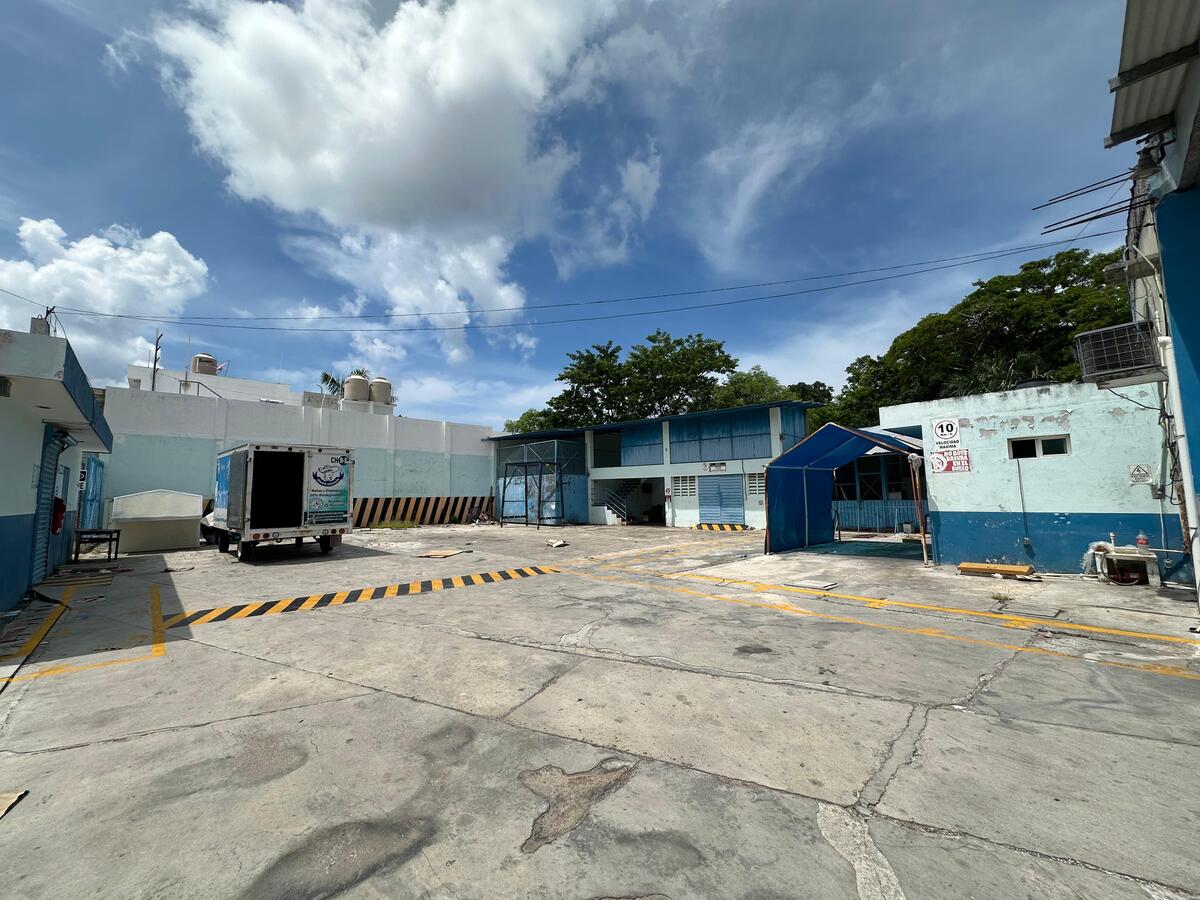 31 de 37: Patio de maniobras