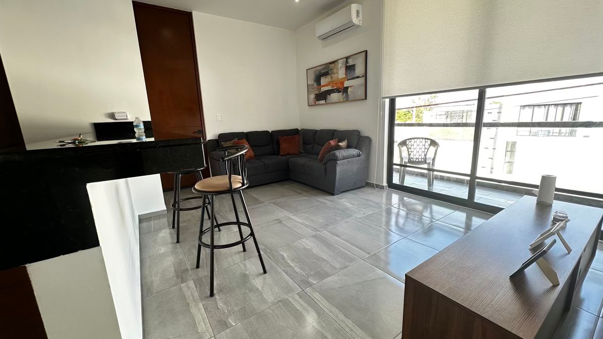 1 de 27: SALA COMEDOR AMUEBLADO