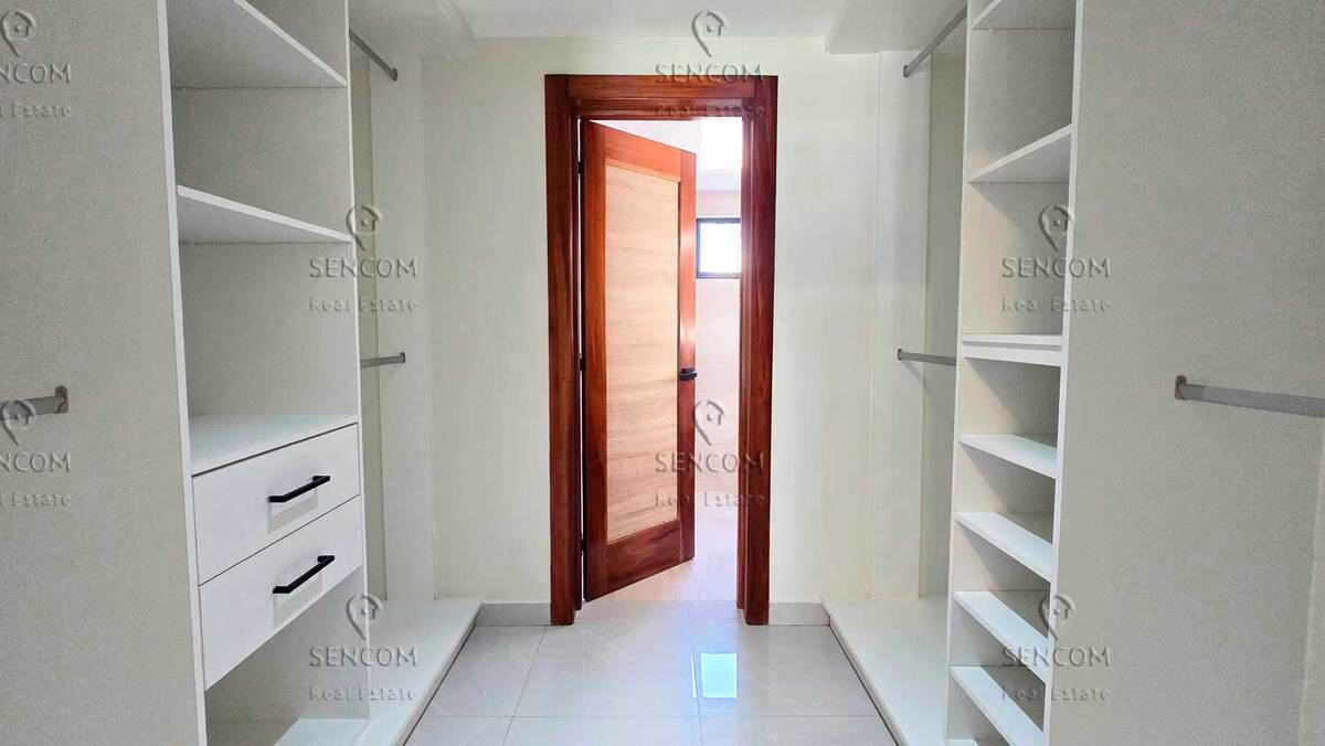 11 de 18: Se vende apartamento de 2 hab en El Cortecito 11