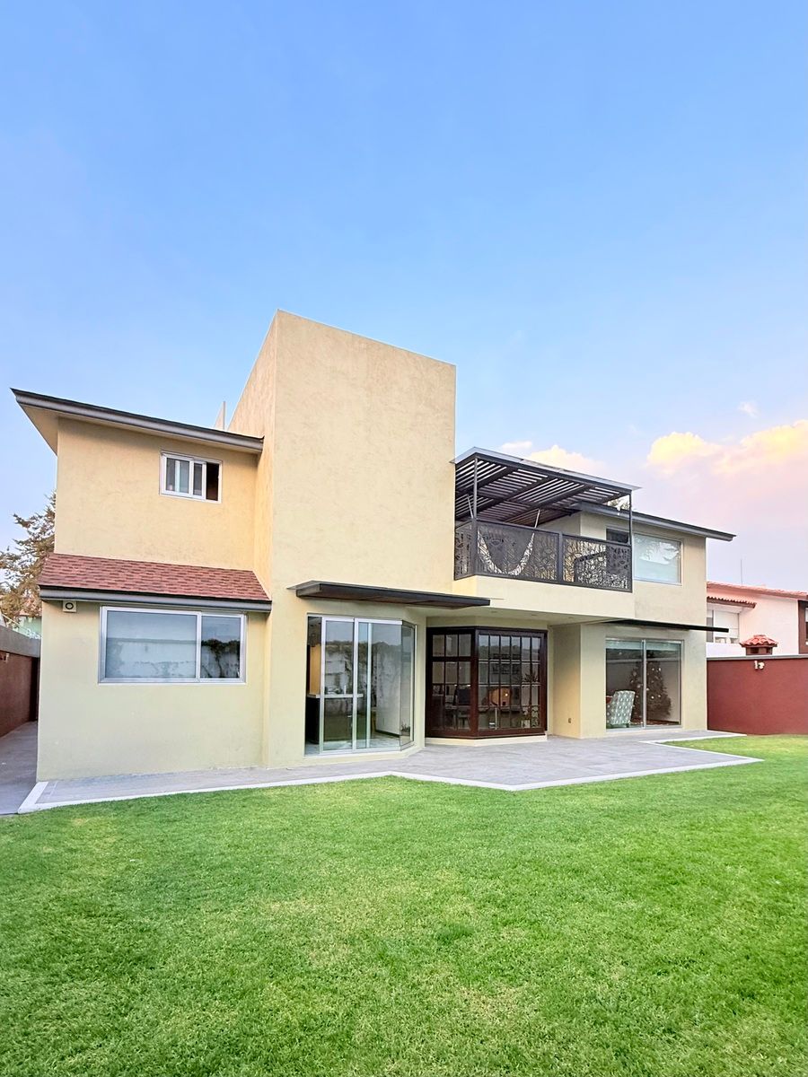 14 de 34: Contra fachada