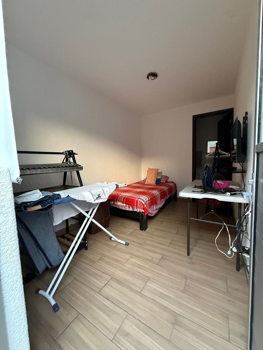 32 de 34: Cuarto de servicio en PB