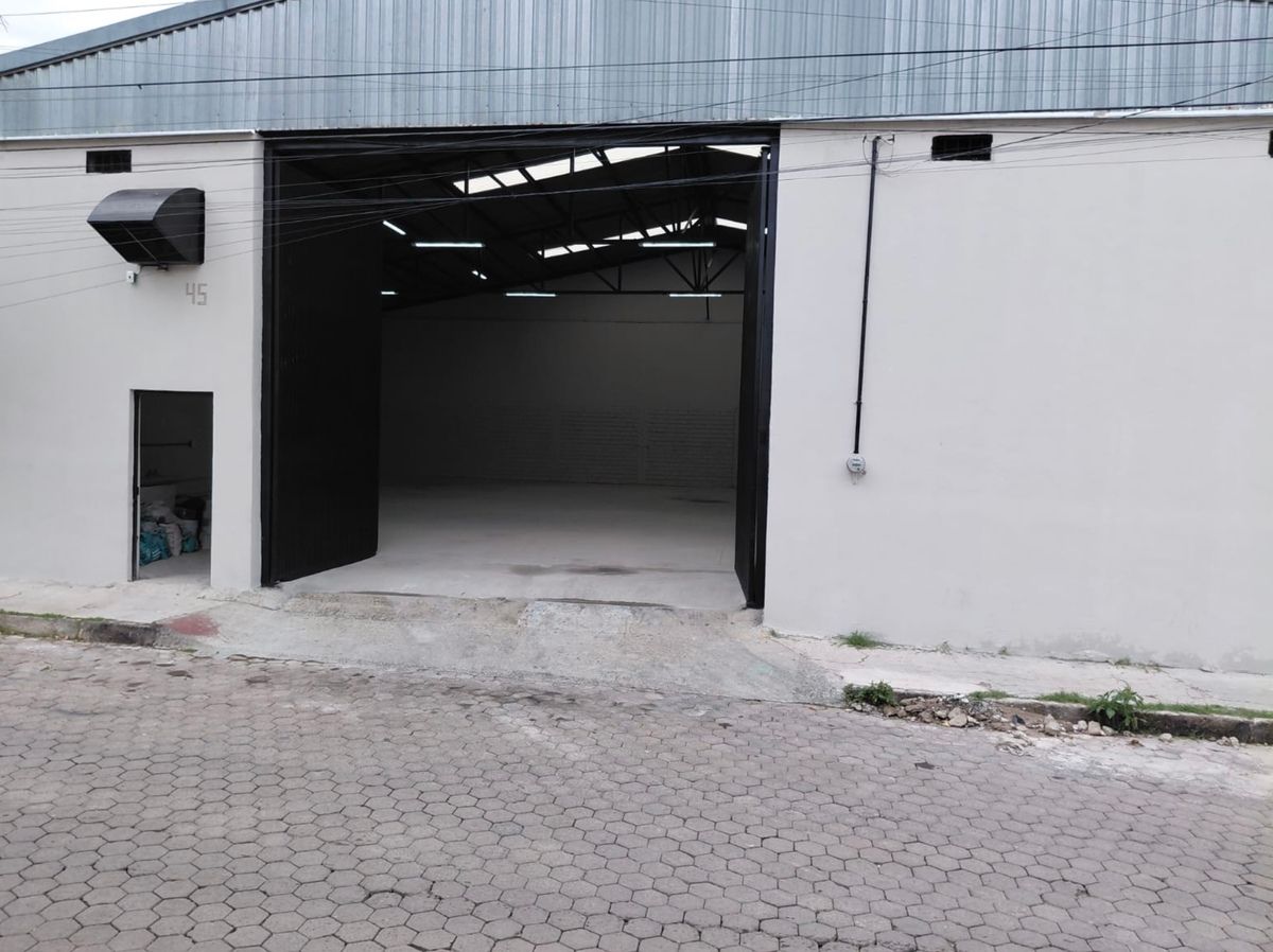 GUADALAJARA INVIERTE EXCELENTE UBICACIÓN BODEGA EN VENTA EN ZAPOPAN - foto 3