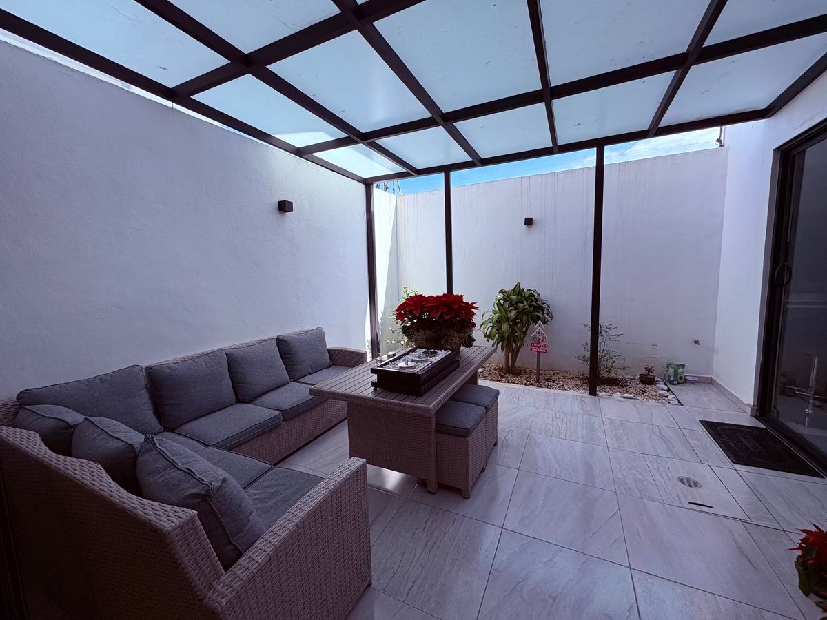 5 de 17: sala exterior