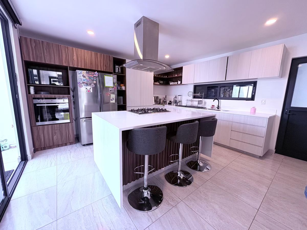 6 de 17: cocina equipada