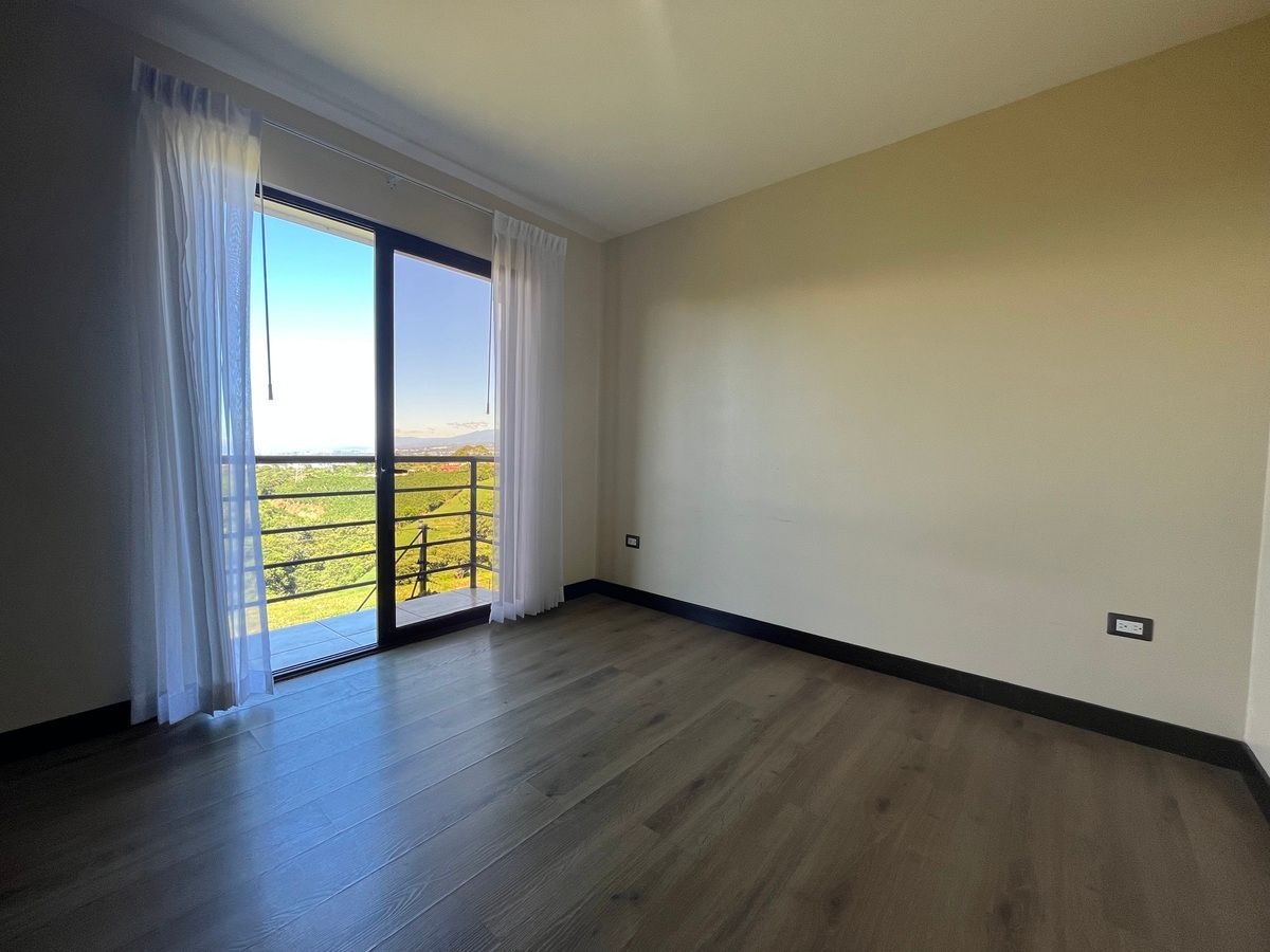 11 de 17: Dormitorio