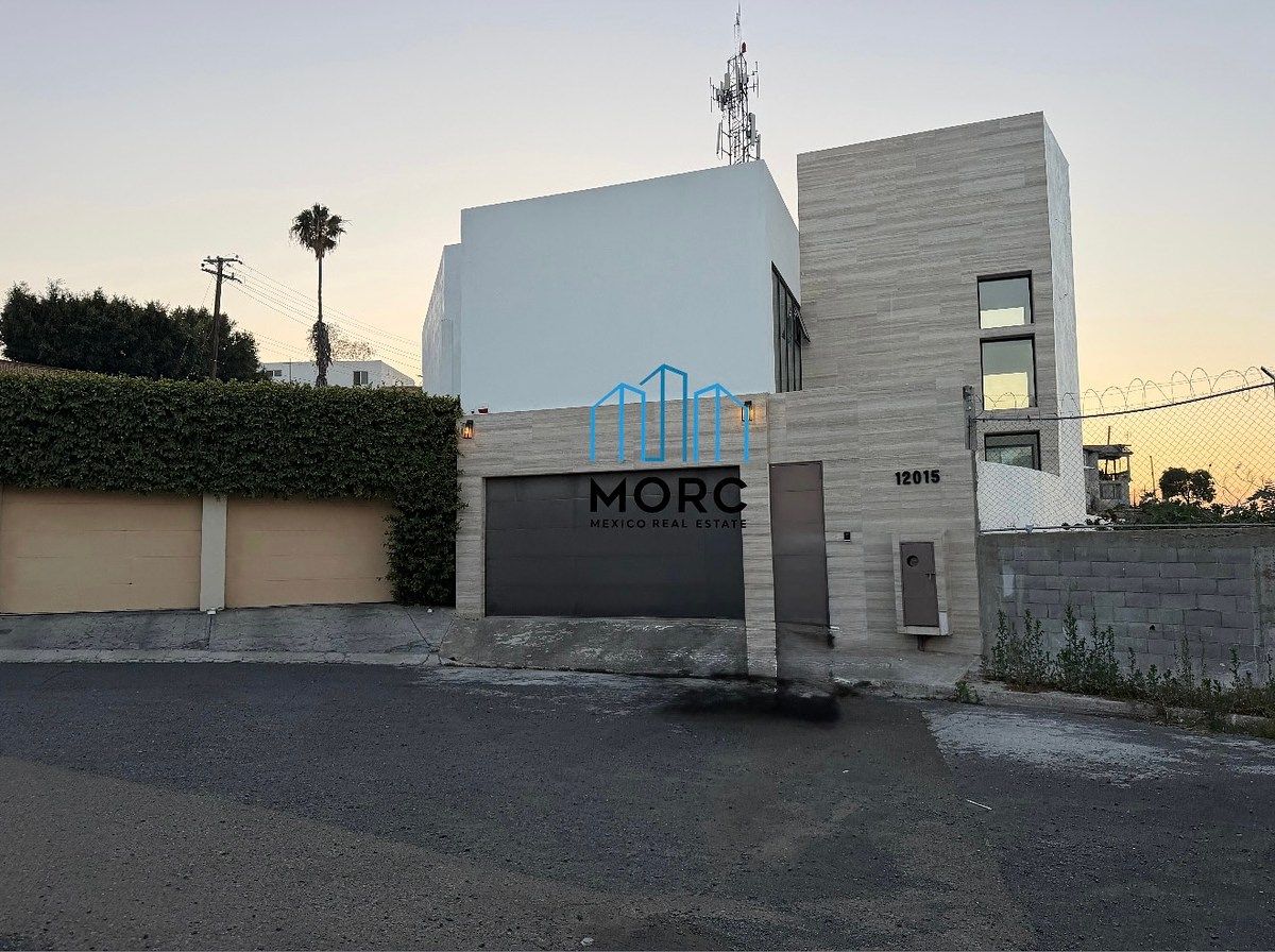 Casa en Venta en Privada Tehuacán, Colinas de Agua Caliente, Tijuana, B.C.