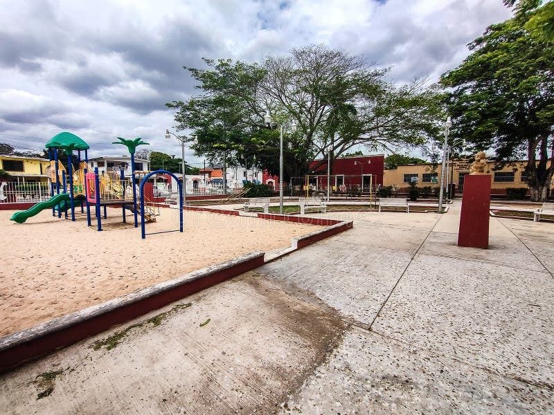 Terreno en esquina en venta en Paraíso Conkal | 200 m² - foto 2