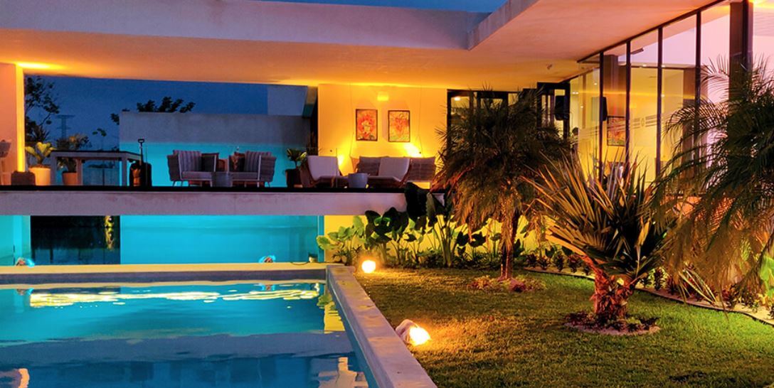 8 de 12: Alberca Casa Club