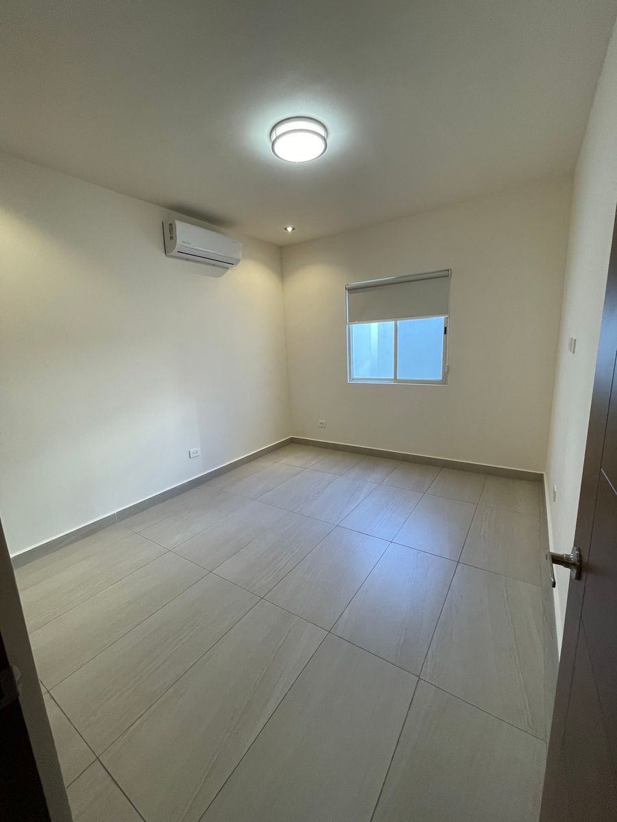 11 de 16: RECAMARA 3