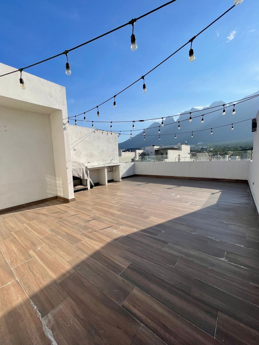 15 de 16: ROOFTOP CON AREA DE ASADOR