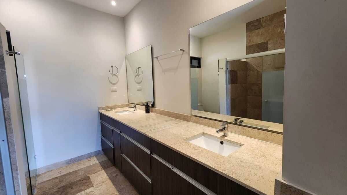 8 de 49: Departamento en Renta Merida