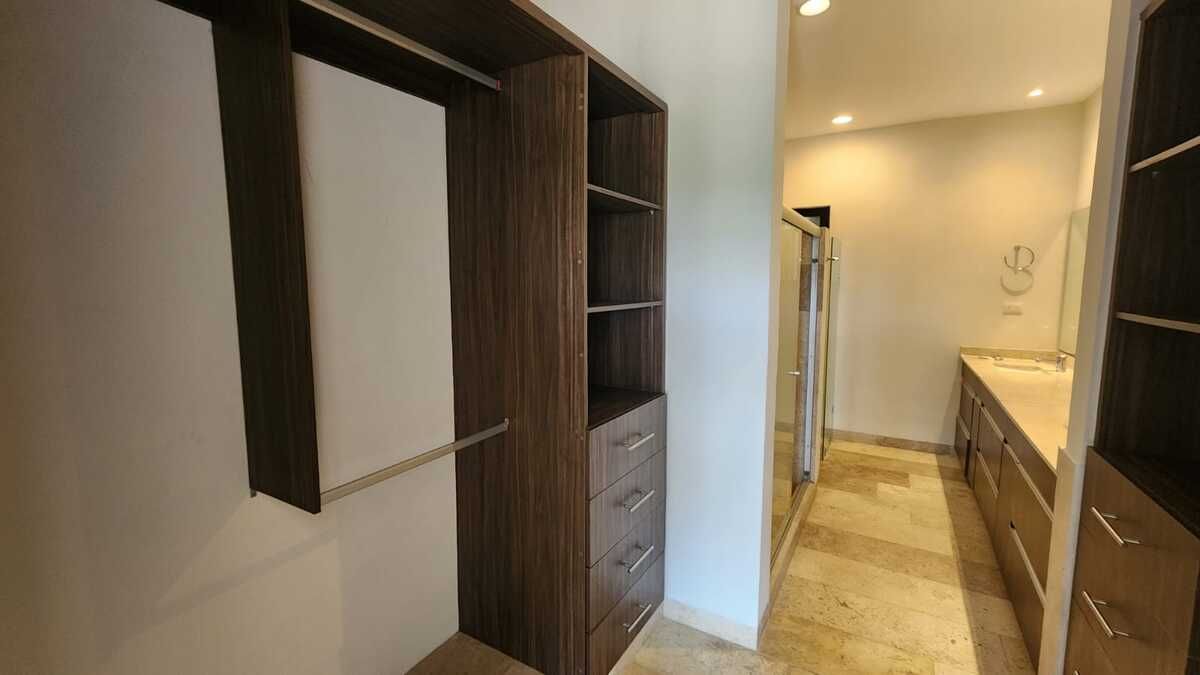 42 de 49: Departamento en Renta Merida