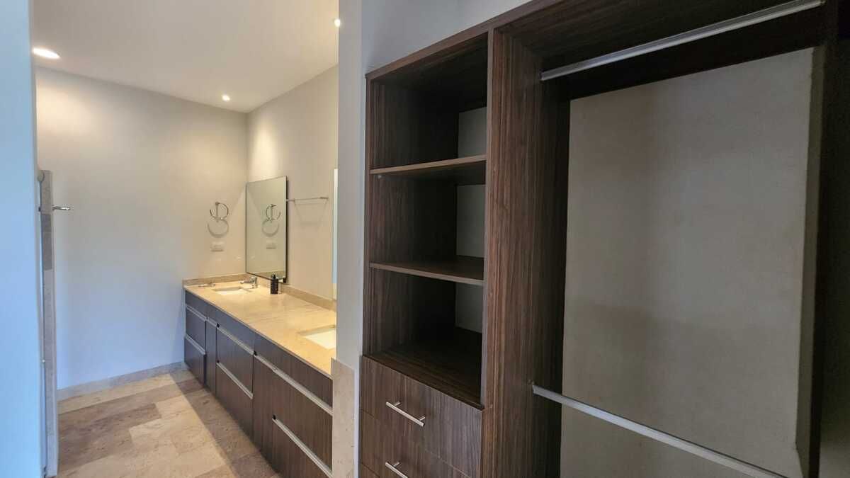 47 de 49: Departamento en Renta Merida