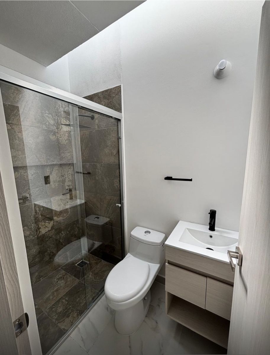 5 de 7: Baño secundario