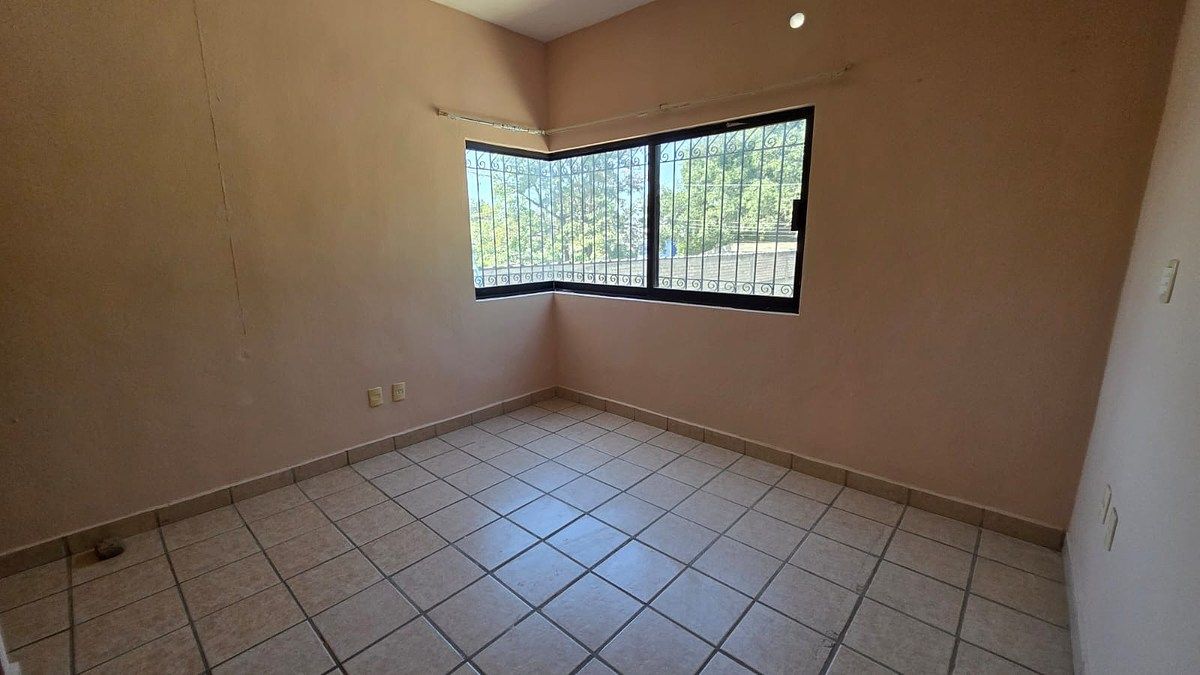 21 de 27: RECAMARA 2