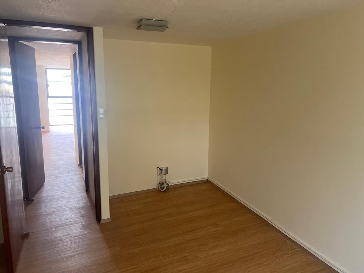 16 de 33: Recamara secundaria 2 sin closet