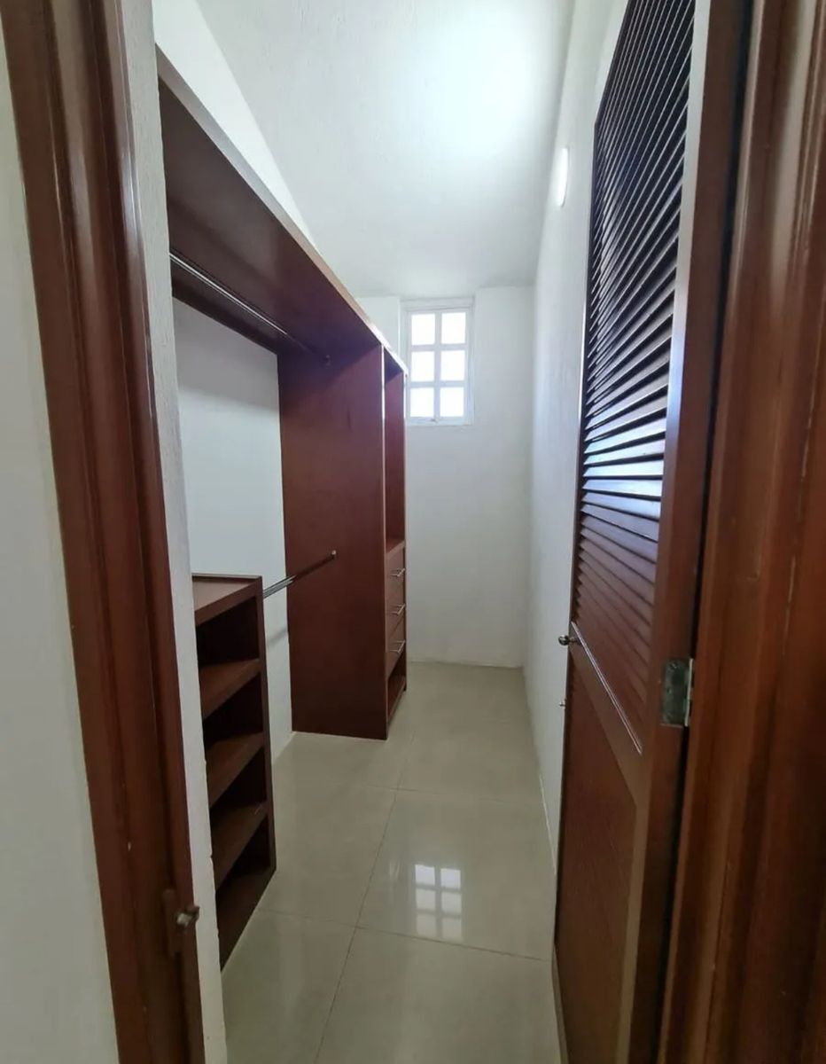 8 de 24: Bodega 2 privado 1